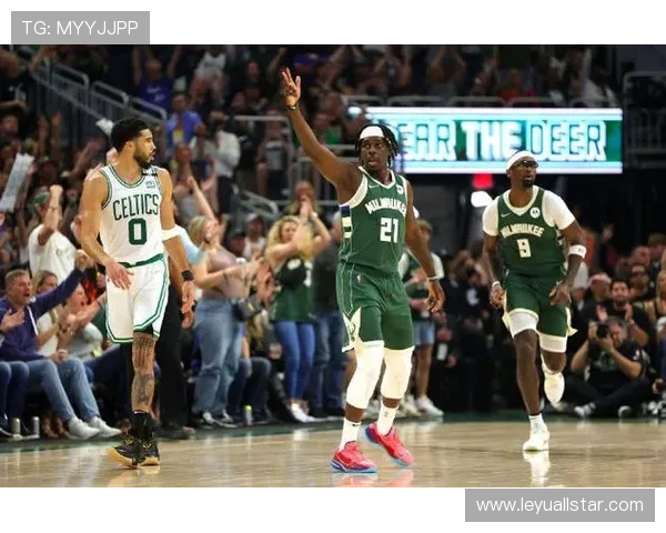 凯尔特人迎战雄鹿，团队篮球对阵巨星冲击