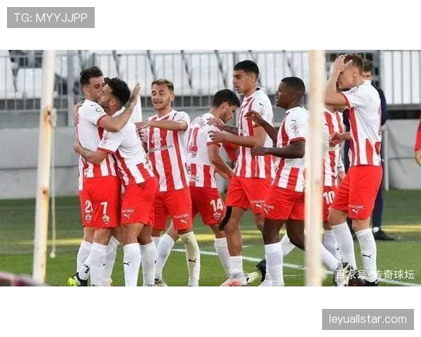 战术板：解析阿尔梅里亚为保级祭出的5-3-2极限区域防守体系